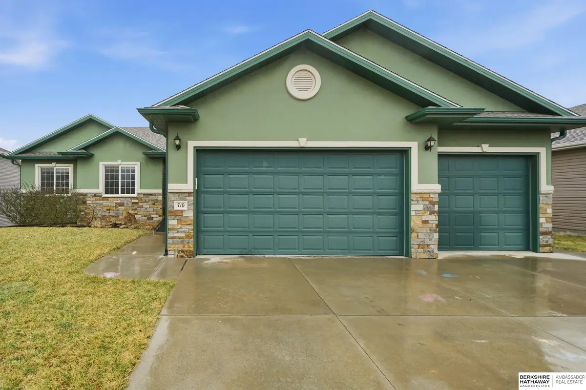 710 N 95th Street, Lincoln, NE 68505 - #1