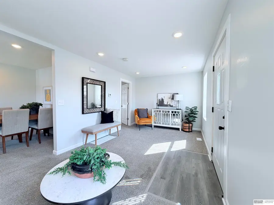 4360 Laurel Avenue, Omaha, NE 68111 - #3