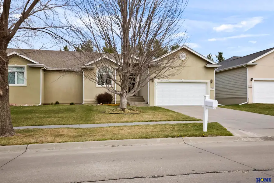 7746 Phares Drive, Lincoln, NE 68516 - #3