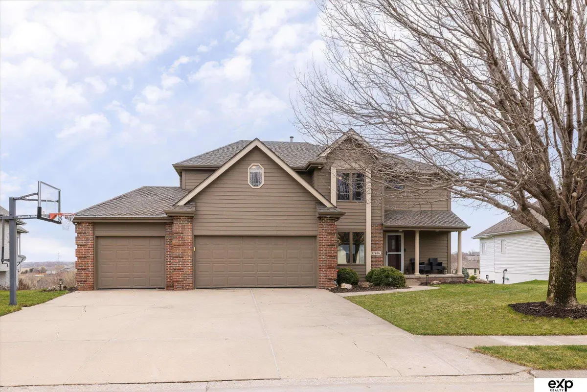 17606 Prestwick Avenue, Omaha, NE 68136 - #1
