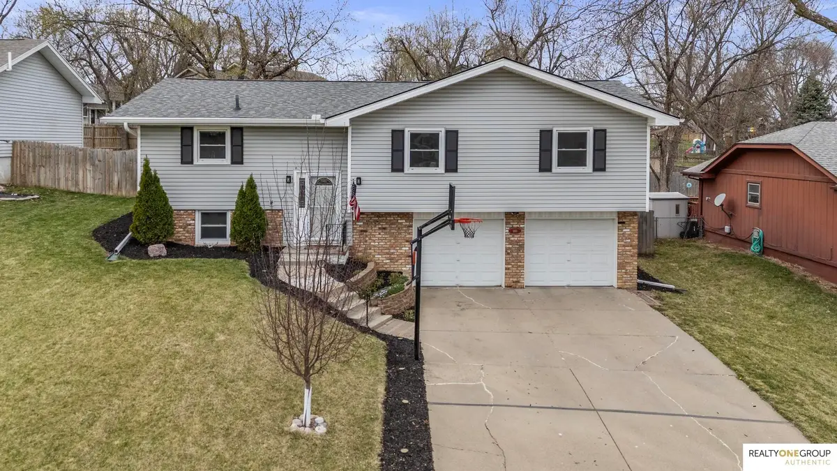 1410 Beechwood Avenue, Papillion, NE 68133 - #1