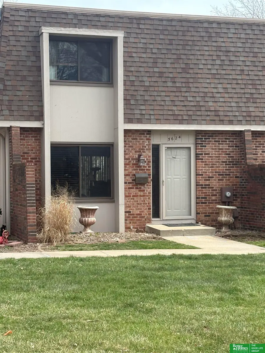 5624 S 92 Plaza, Omaha, NE 68127-9999 - #2