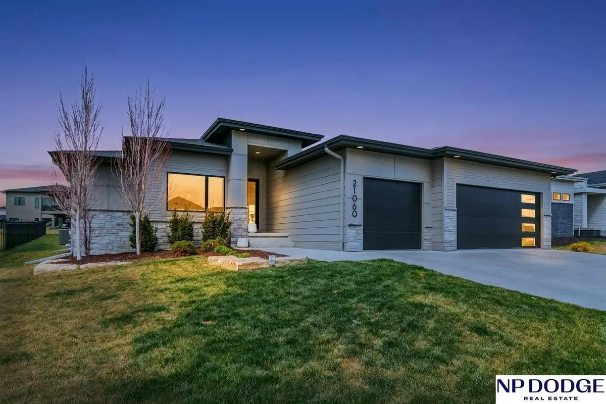 21060 Joseph Street, Elkhorn, NE 68022 - #1