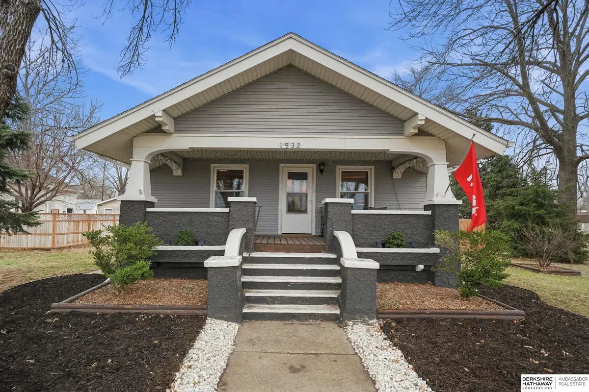 1932 N Lincoln Avenue, York, NE 68467 - #1
