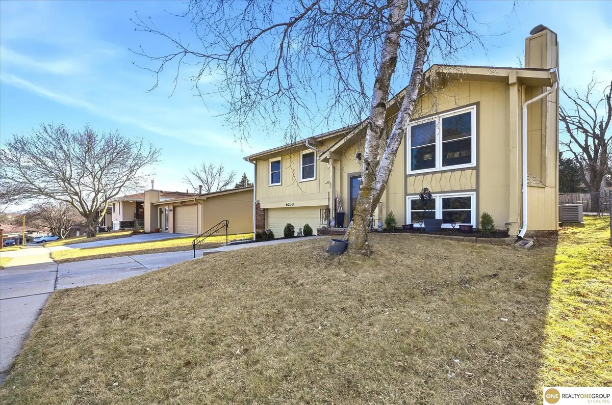 6230 N 114 Street, Omaha, NE 68164 - #1