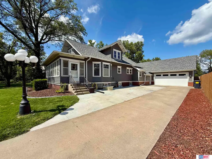 54 Lincoln Street, Seward, NE 68434 - #2