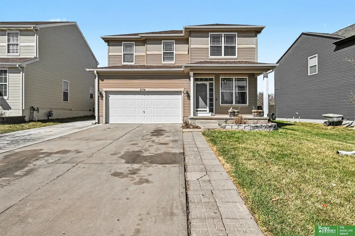 8718 Wyoming Street, Omaha, NE 68122 - #1