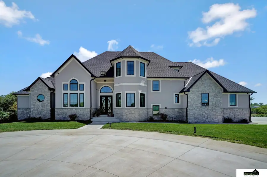 17380 S 77 Point, Hickman, NE 68372 - #2