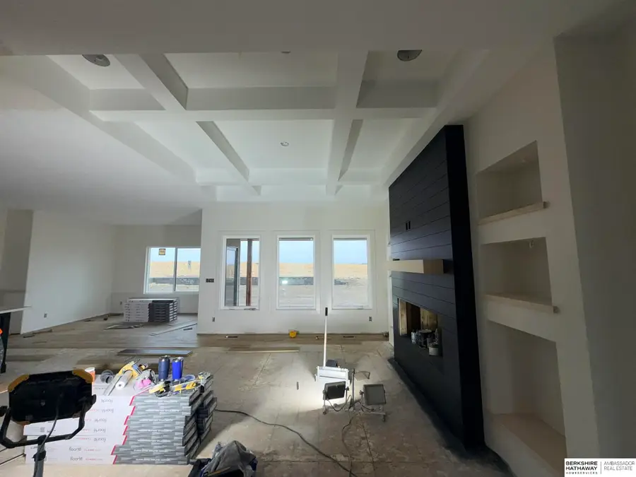 20702 Vernon Avenue, Elkhorn, NE 68022 - #2