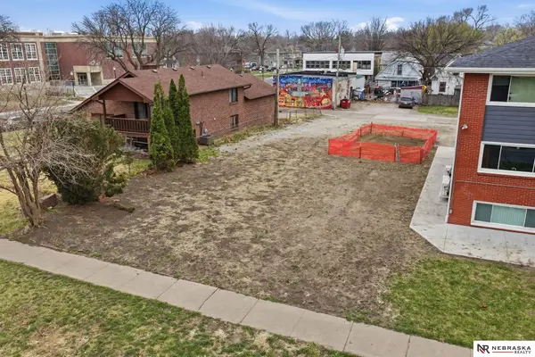 1039 C Street, Lincoln, NE 68502