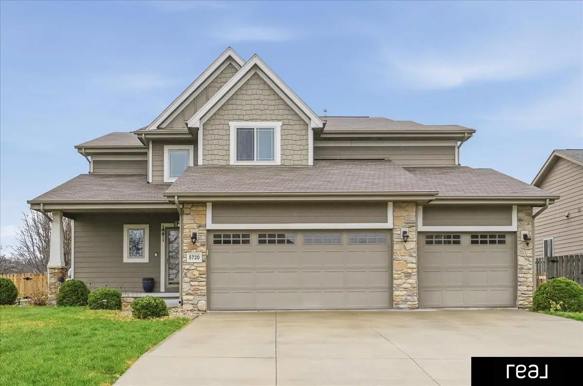 5720 S 165 Street, Omaha, NE 68135 - #1