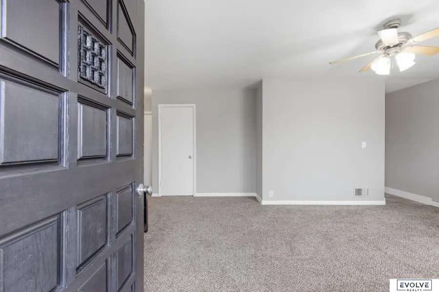 2900 8th Avenue, Council Bluffs, IA 51501 - #3