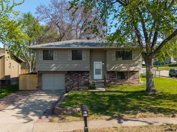 3302 Granada Parkway, Bellevue, NE 68123