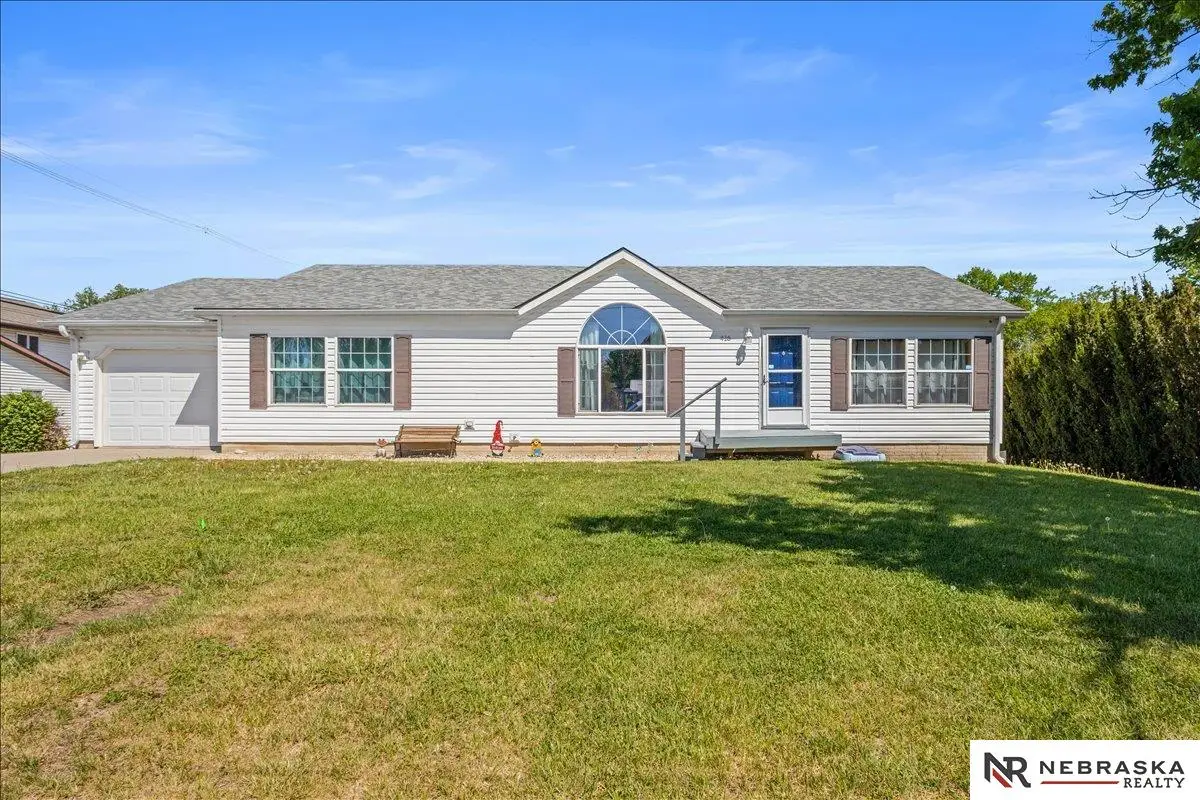 416 N Douglas Street, Wilber, NE 68465 - #1