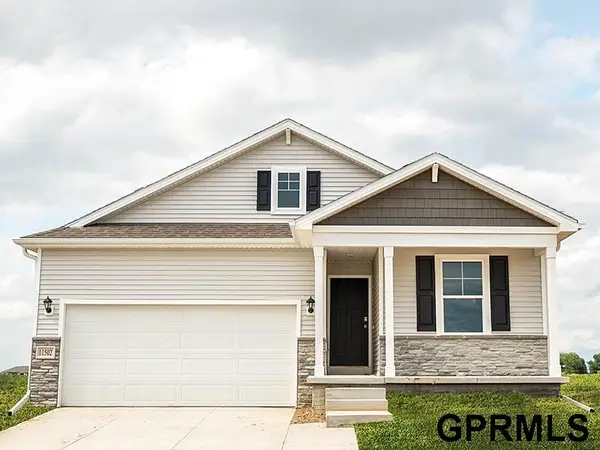 11511 Stony Point Drive, Papillion, NE 68046