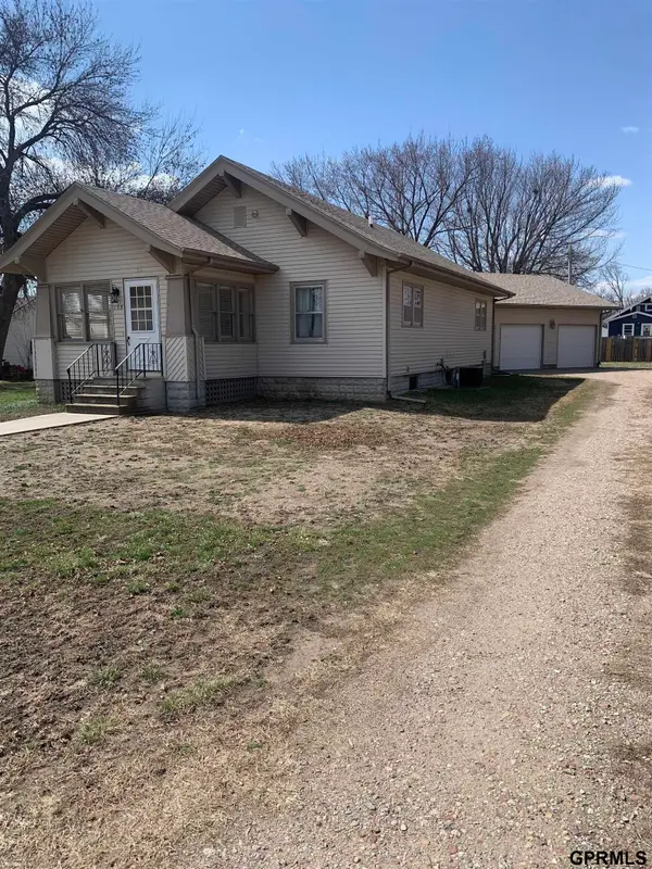 155 N 5 Street, Lyons, NE 68045