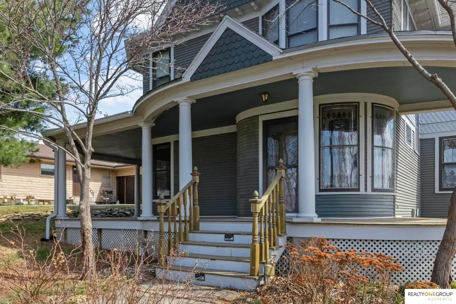 117 S Molley Street, Bennington, NE 68007 - #2