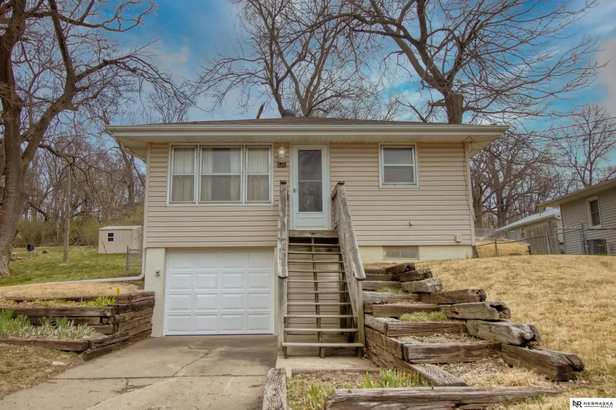 820 Chicago Avenue, Plattsmouth, NE 68048 - #1