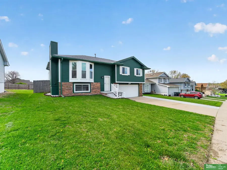 16607 Weir Street, Omaha, NE 68135 - #2