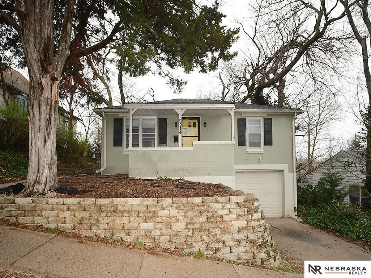 6314 Pinkney Street, Omaha, NE 68104 - #1