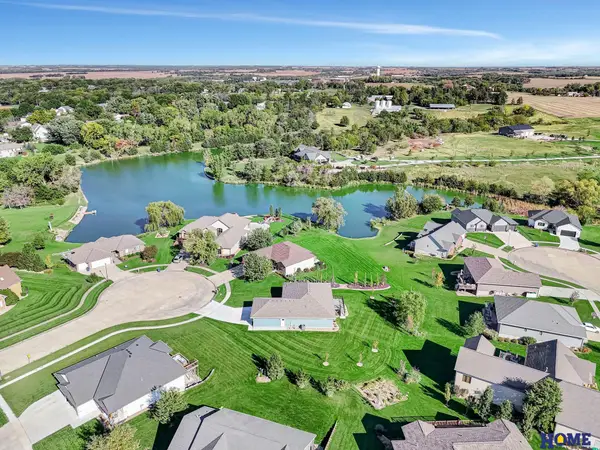 920 Dundee Court, Crete, NE 68333