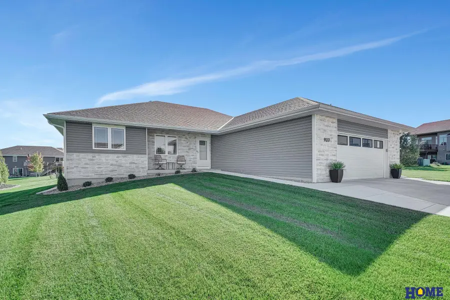 920 Dundee Court, Crete, NE 68333 - #3