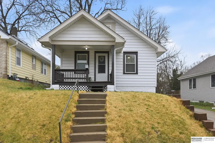 2922 N 49th Street, Omaha, NE 68104 - #2