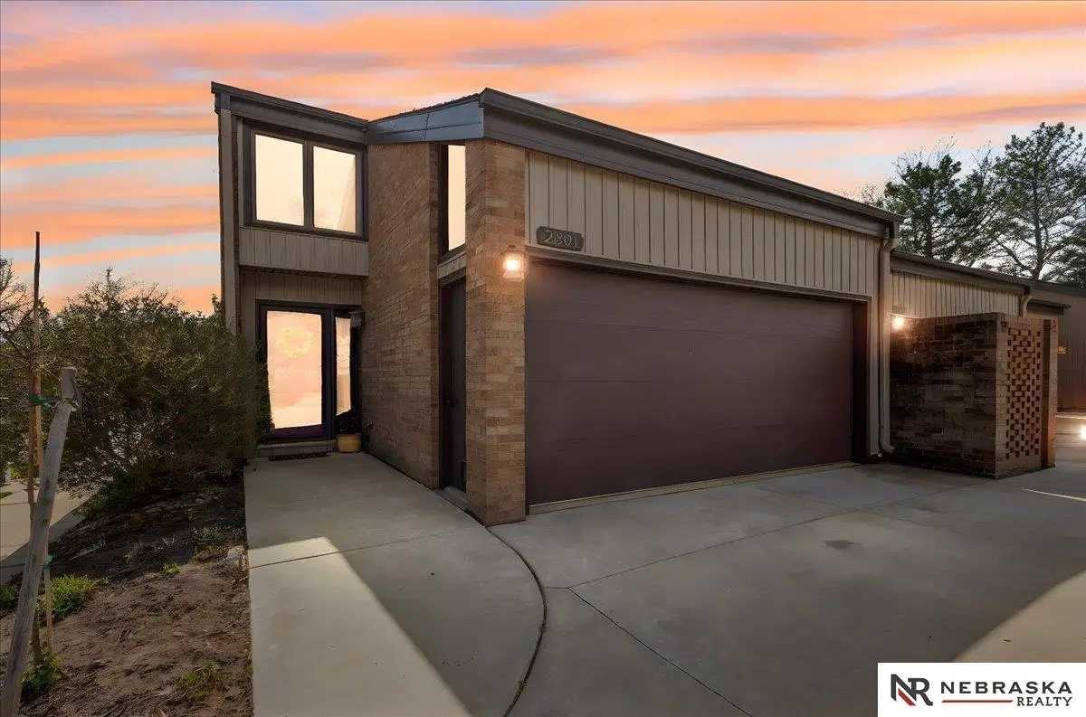 2801 Park Place Drive, Lincoln, NE 68506 - #1