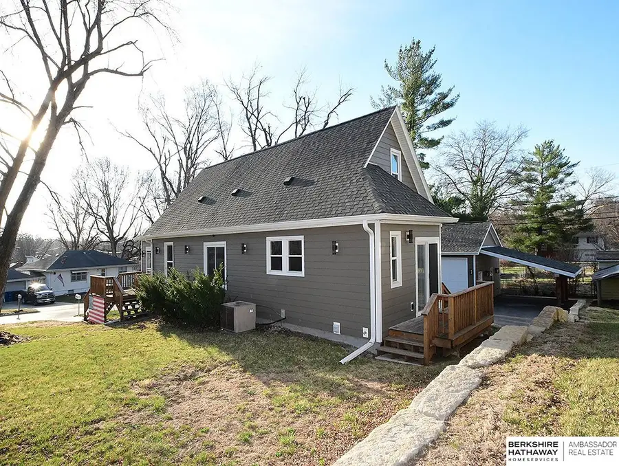 8705 Franklin Street, Omaha, NE 68114 - #2