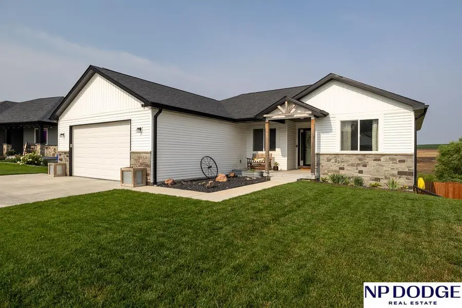 120 Hunter Street, Ceresco, NE 68017 - #3