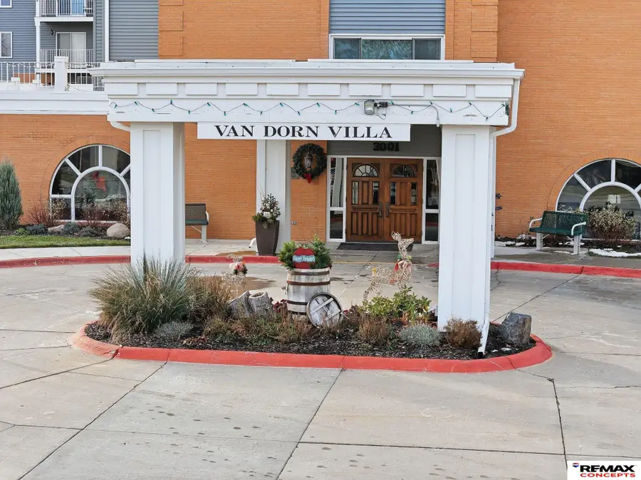 3001 S 51st Street Court #321, Lincoln, NE 68506 - #2