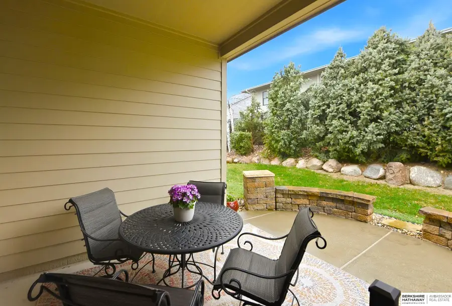 5802 N 158th Street, Omaha, NE 68116 - #3