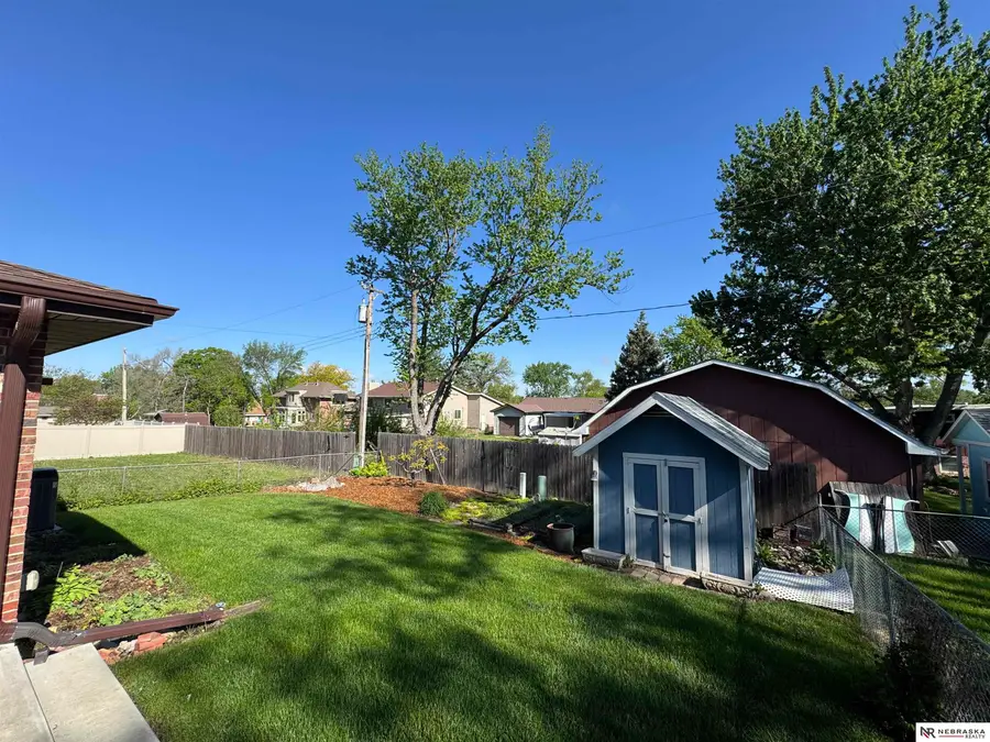 7110 Walker Avenue, Lincoln, NE 68507 - #3