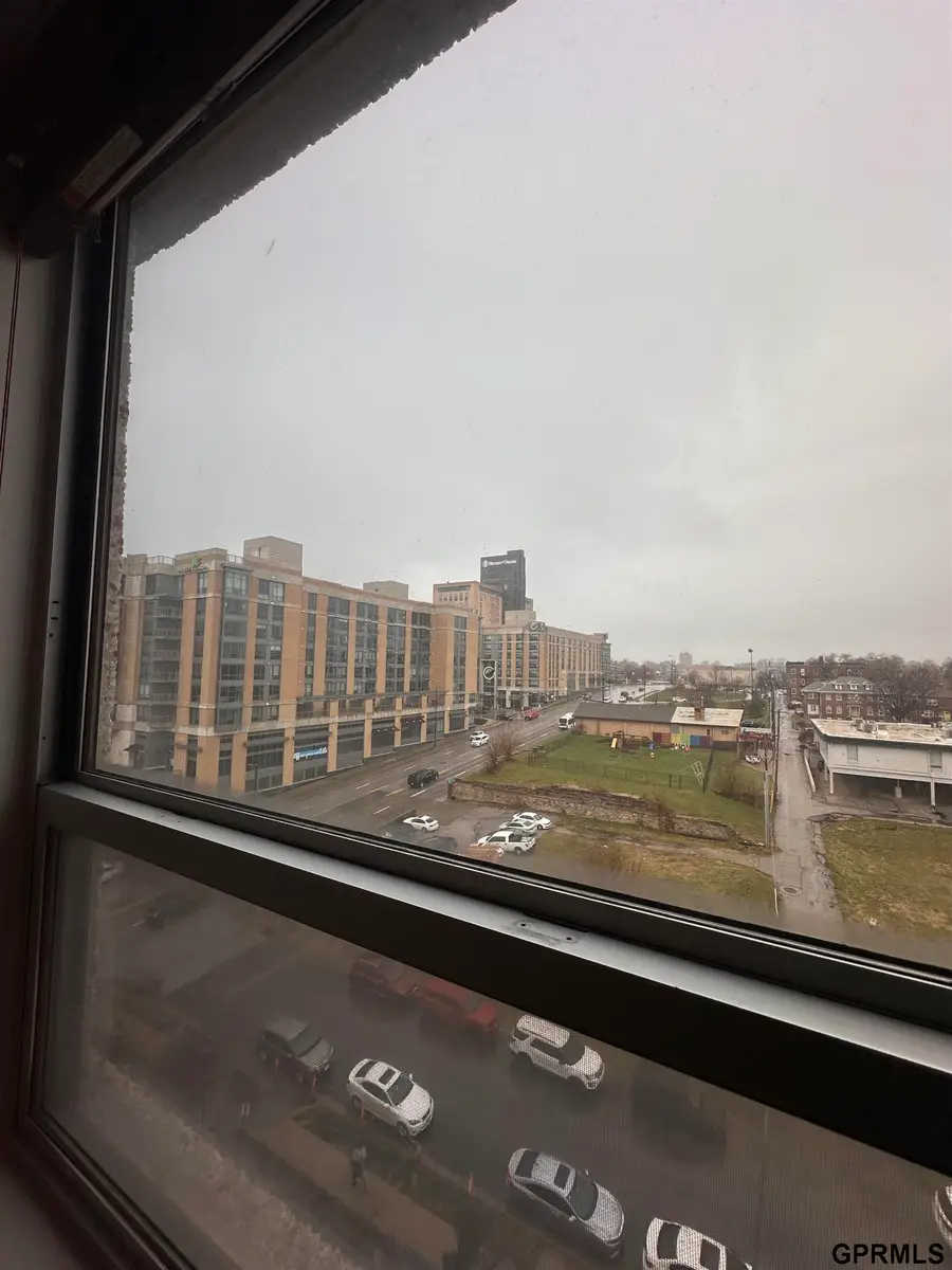 105 N 31st Avenue #601, Omaha, NE 68131 - #3