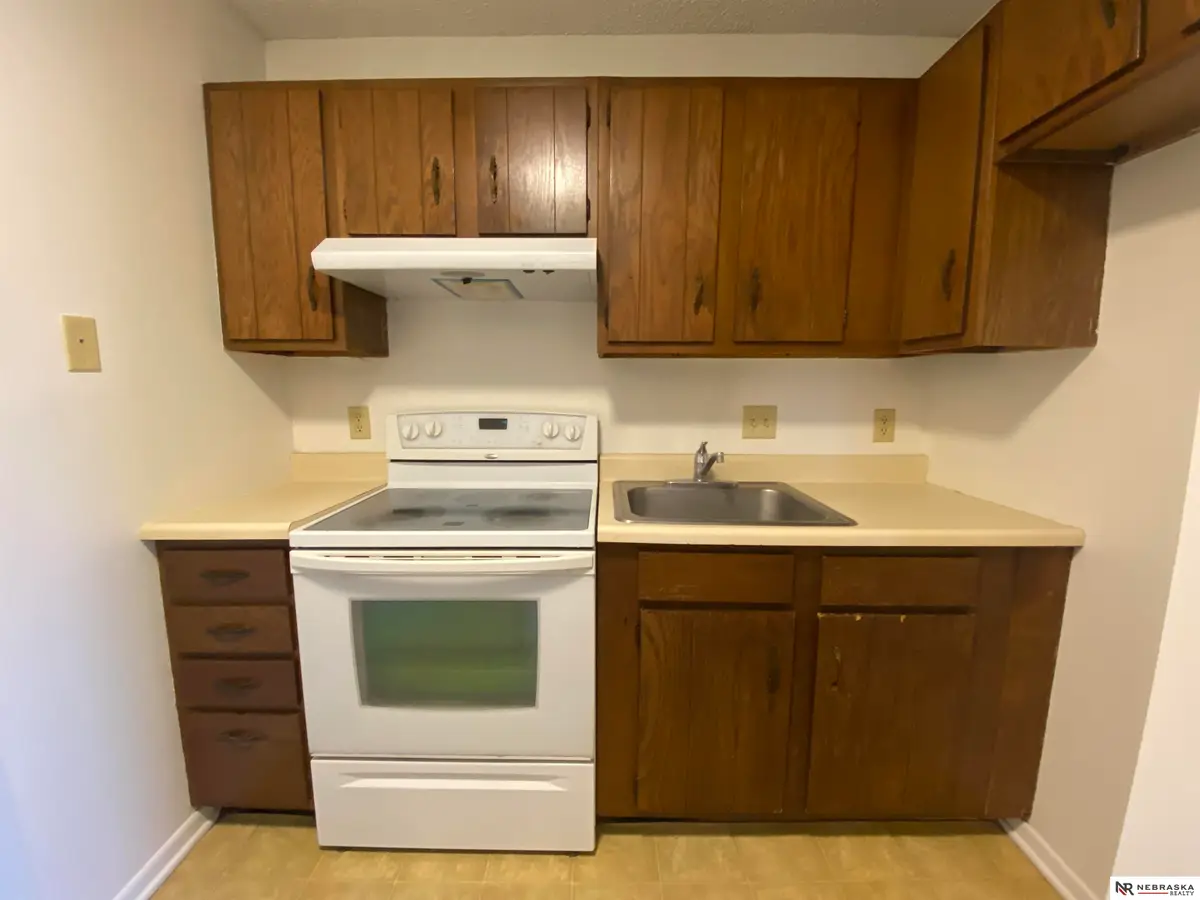 1228 E Street, Lincoln, NE 68508 - #1