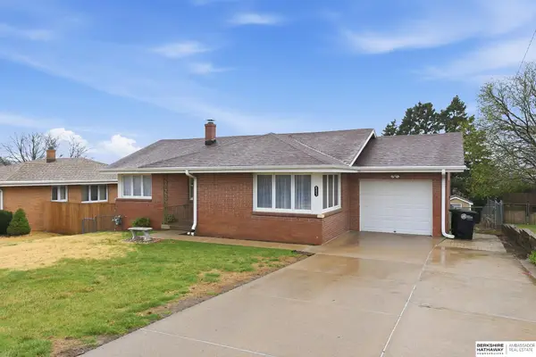 4323 Monroe Street, Omaha, NE 68107