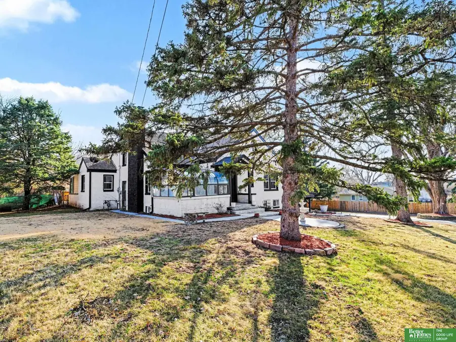 306 Bellevue Boulevard, Bellevue, NE 68005 - #3