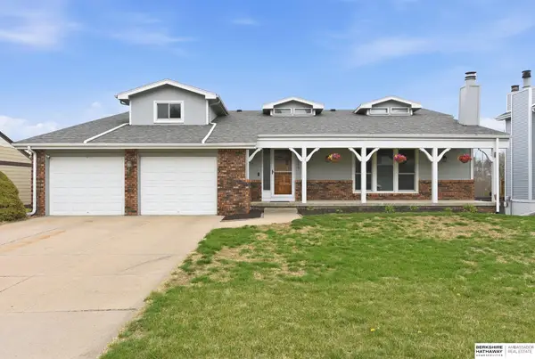 11206 Sahler Street, Omaha, NE 68164