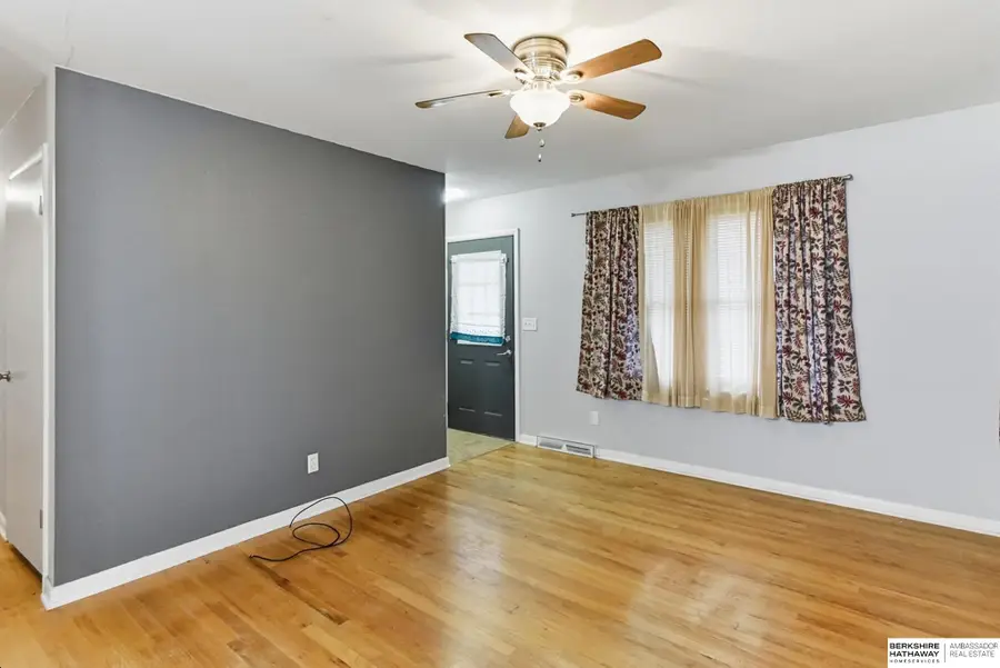 1428 Maenner Drive, Omaha, NE 68114 - #3