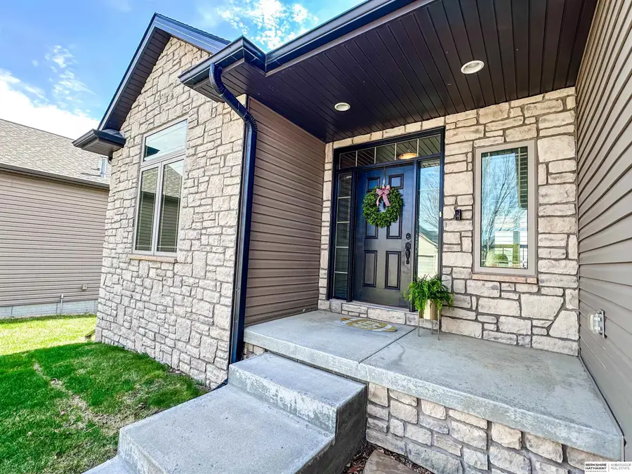 2831 Shadowbrook Drive, Lincoln, NE 68516 - #2