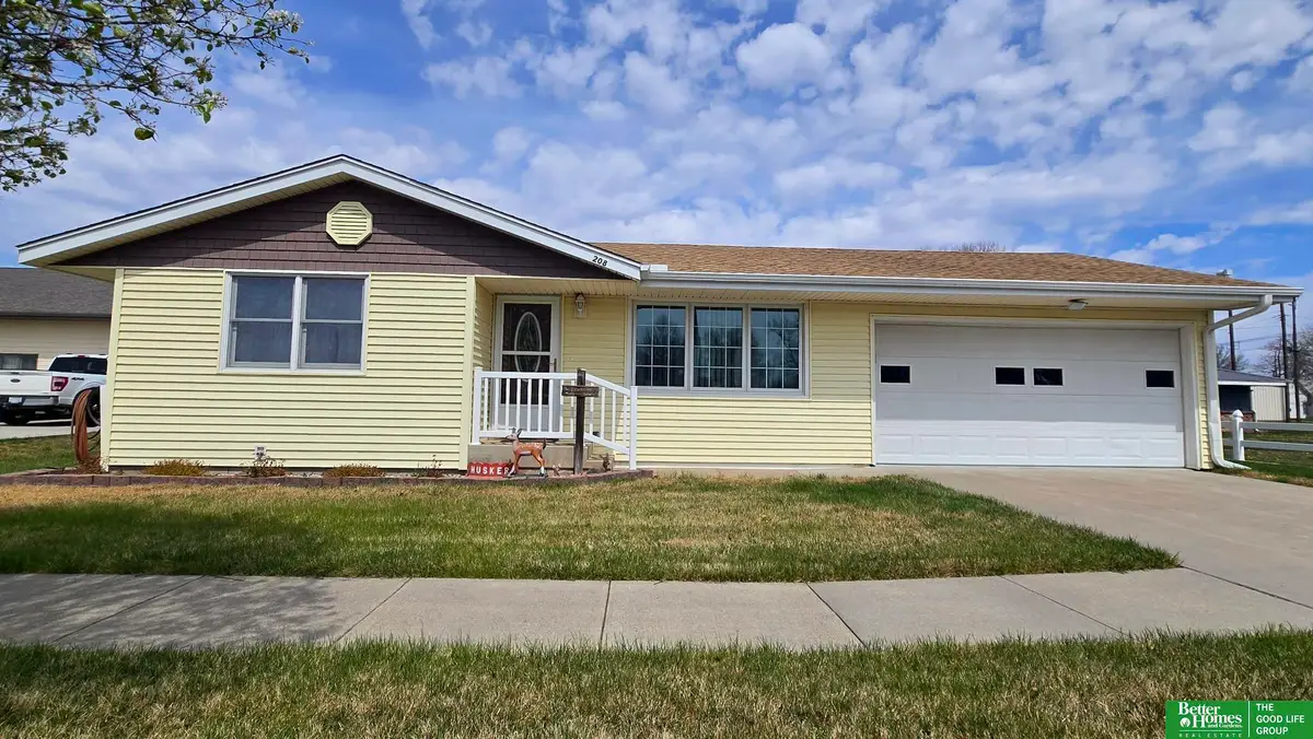 208 E O Street, McCool Junction, NE 68401 - #1