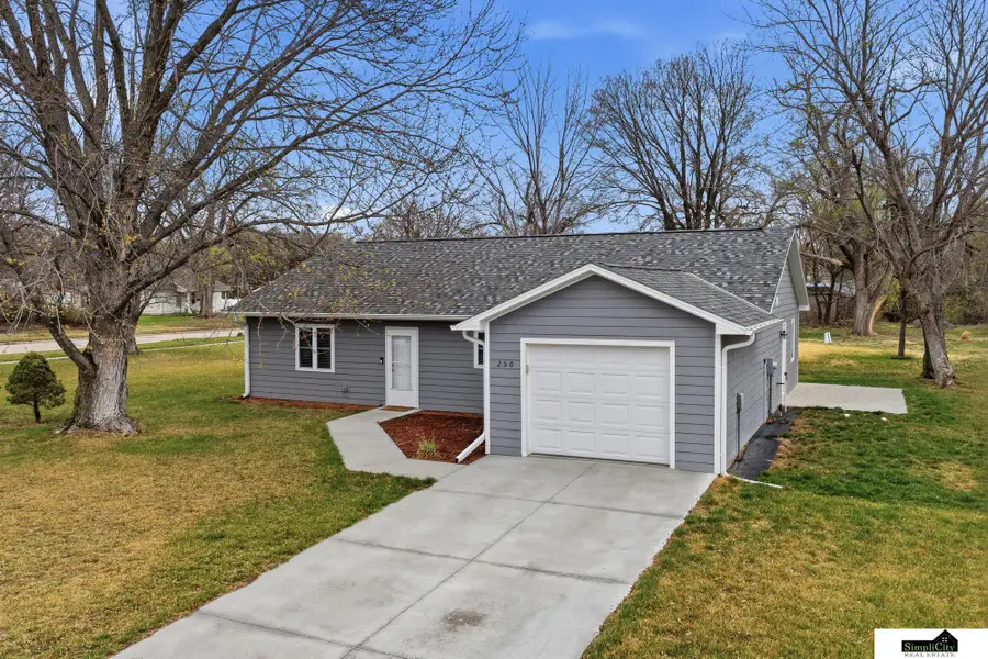 250 N Converse Street, Superior, NE 68978 - #2