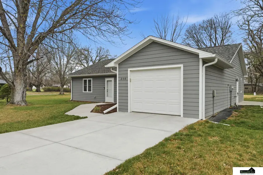 250 N Converse Street, Superior, NE 68978 - #3