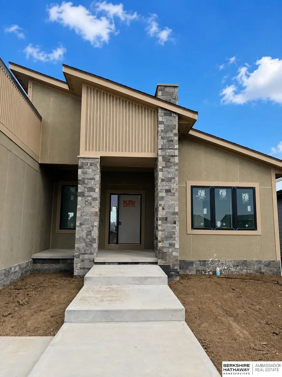 6231 N 207th Street, Elkhorn, NE 68022 - #2