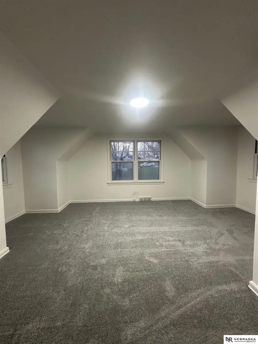 6217 N 46th Avenue, Omaha, NE 68104 - #2