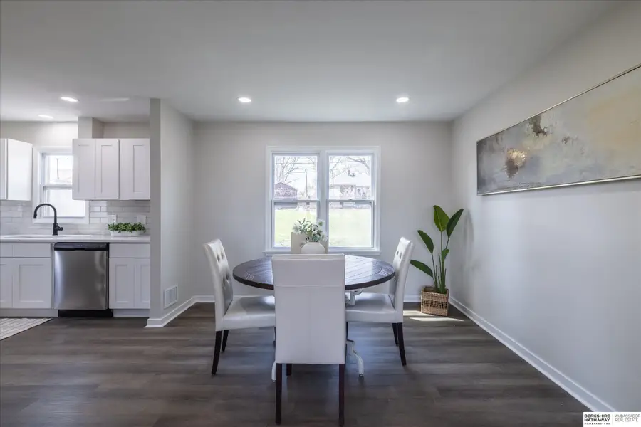 2142 S 38th Street, Omaha, NE 68105 - #3