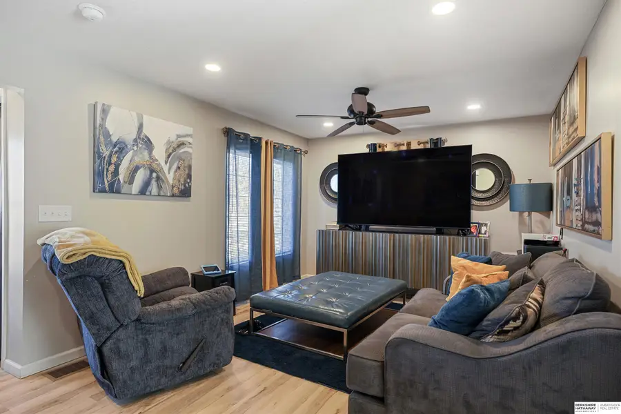 7019 N 33rd Street, Omaha, NE 68112 - #2