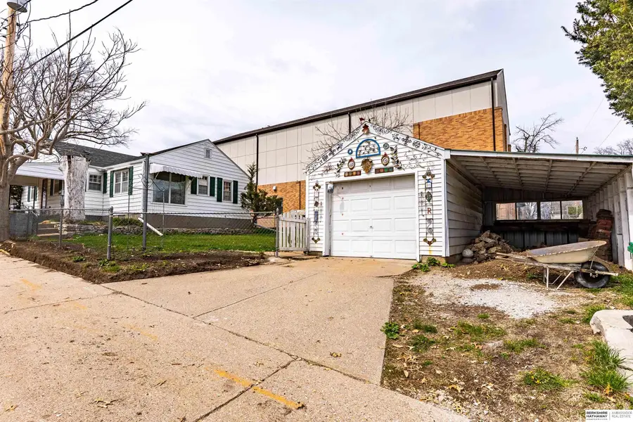 5223 S 81st Street, Ralston, NE 68127 - #3