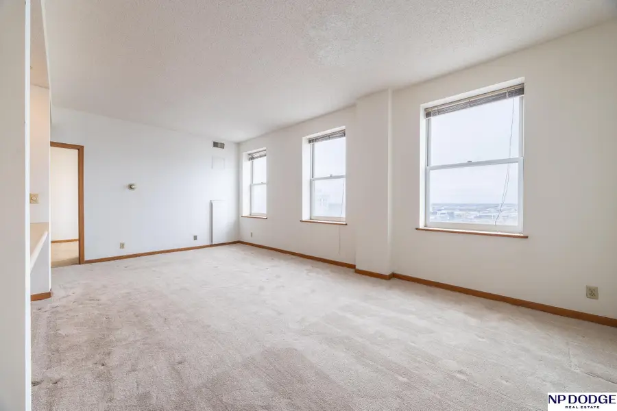 139 N 11th Street #1105, Lincoln, NE 68508 - #2