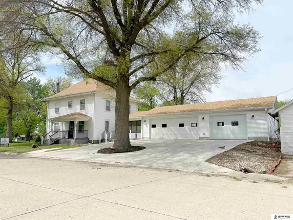 201 N Butternut Street, Dewitt, NE 68341